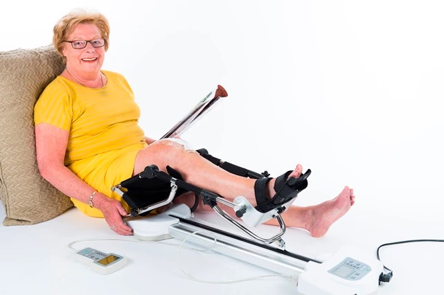 cpm machine acl recovery,cpm machine,passive rehabilitation,joint rehabilitation,leg extension exercise